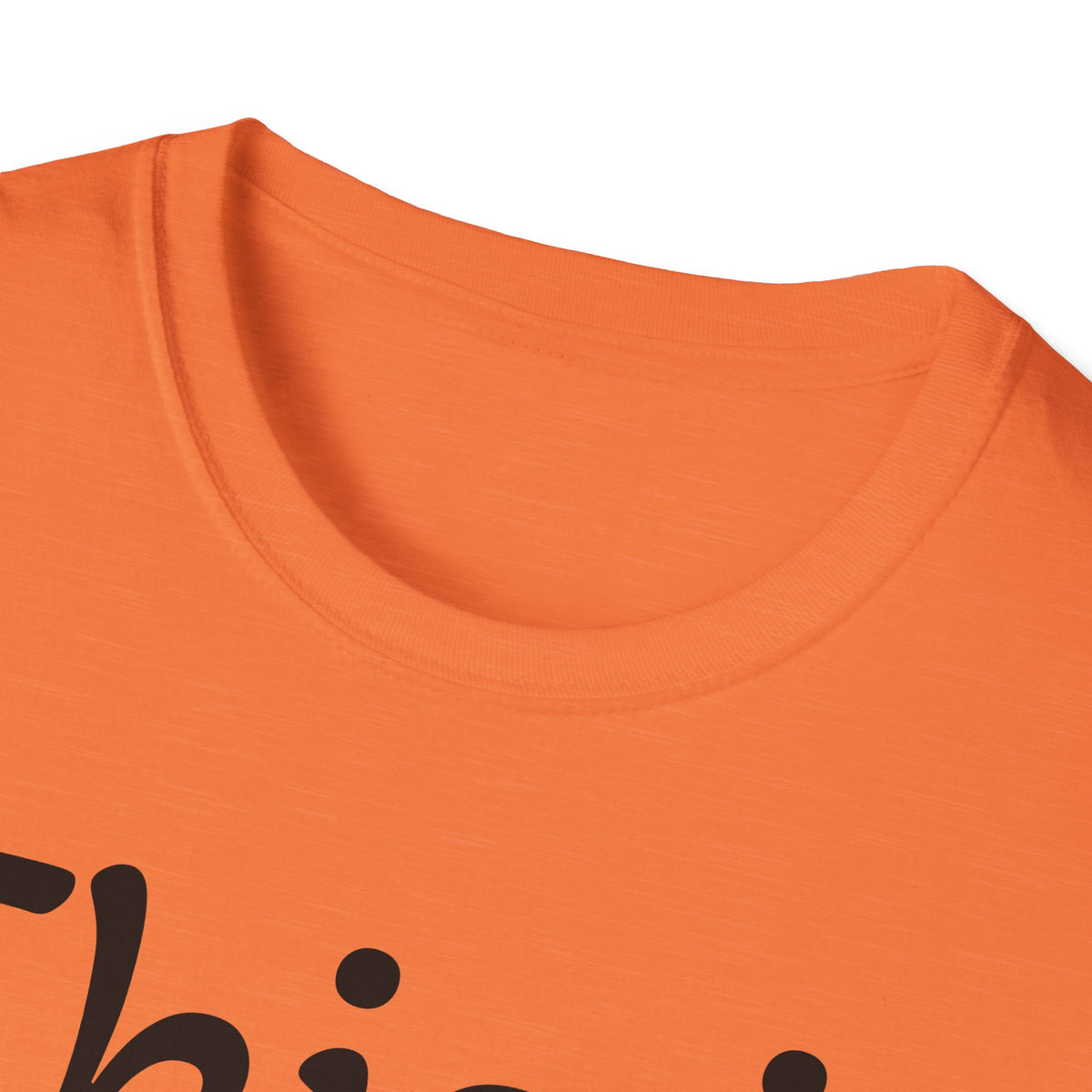 Camiseta Softstyle Unissex com Estampa Revertida