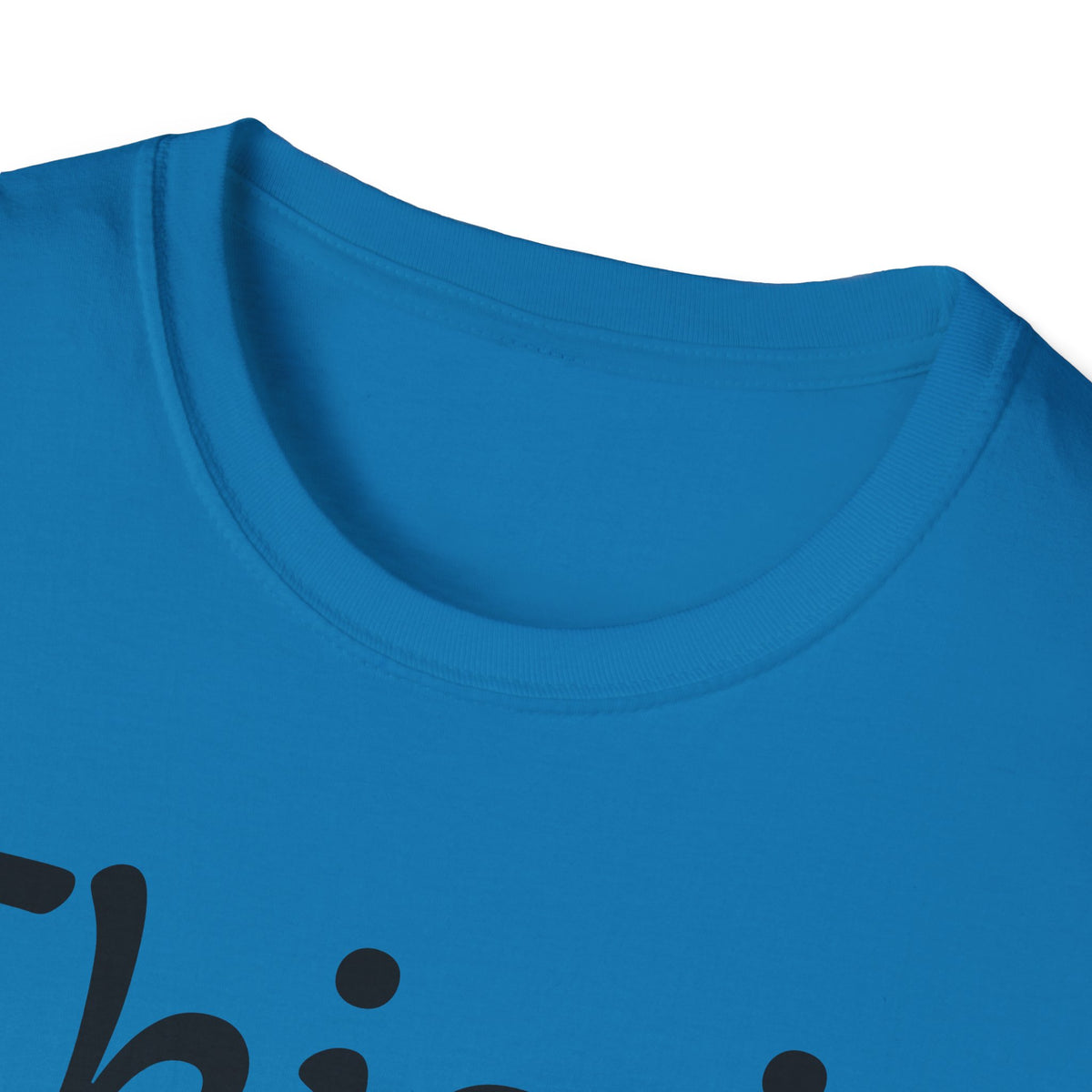 Camiseta Softstyle Unissex com Estampa Revertida