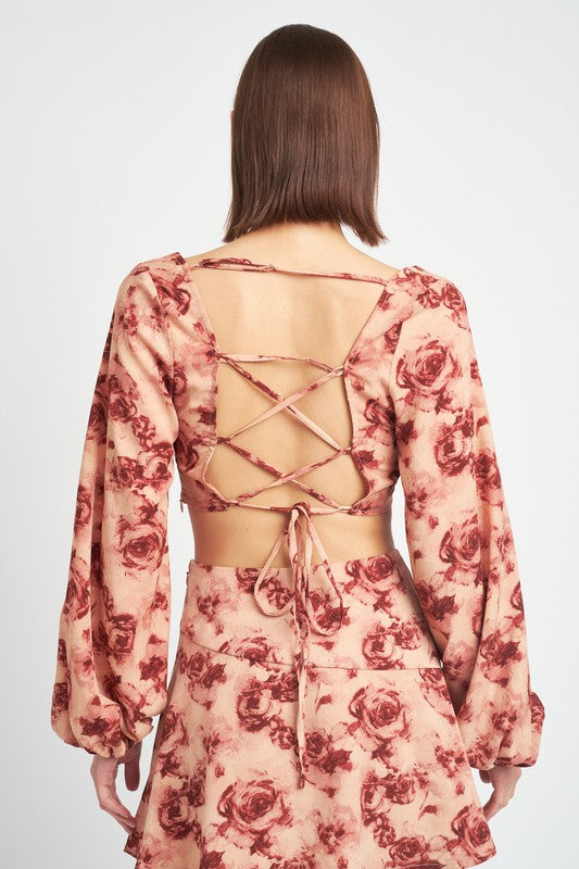 LONG SLEEVE SWEETHEART CROPPED ROSE TOP