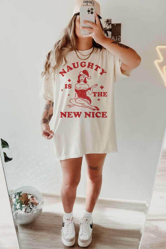 NAUGHTY OR NICE CHRISTMAS OVERSIZED GRAPHIC TEE-5 COLORS