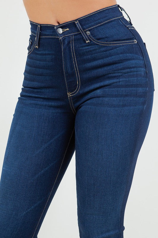 Calça Jeans Judy Boot Cut em Denim Escuro