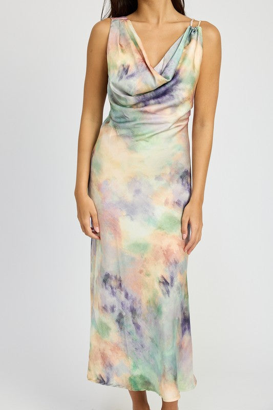 VESTIDO MIDI EM VIÉS COM GOLA CAÍDA