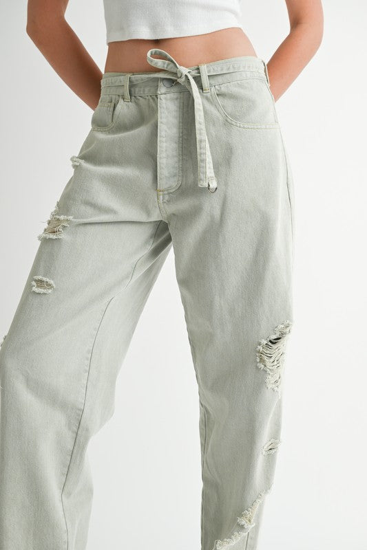 VEST WITH HOOK AND EYE FRONT CLOSURE & DISTRESSED WIDE LEG PANTS