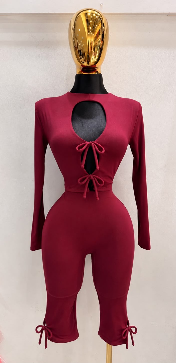 Capri & Long Sleeve Top Set- Wine