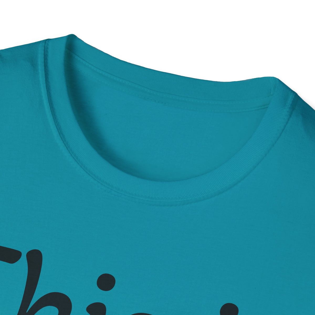 Camiseta Softstyle Unissex com Estampa Revertida