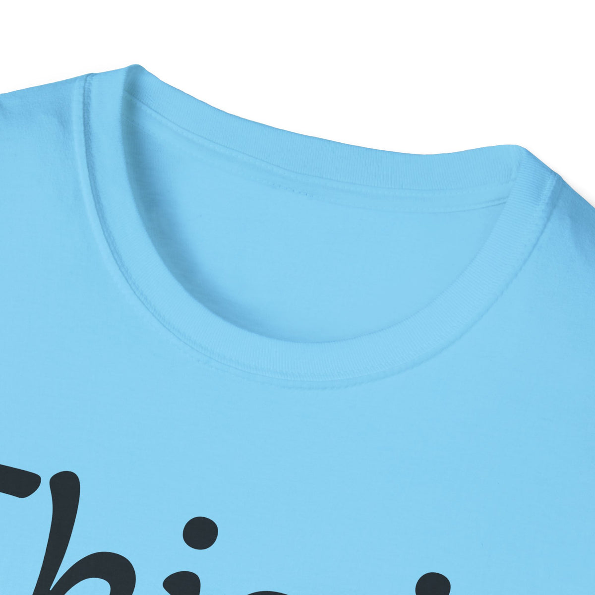 Camiseta Softstyle Unissex com Estampa Revertida