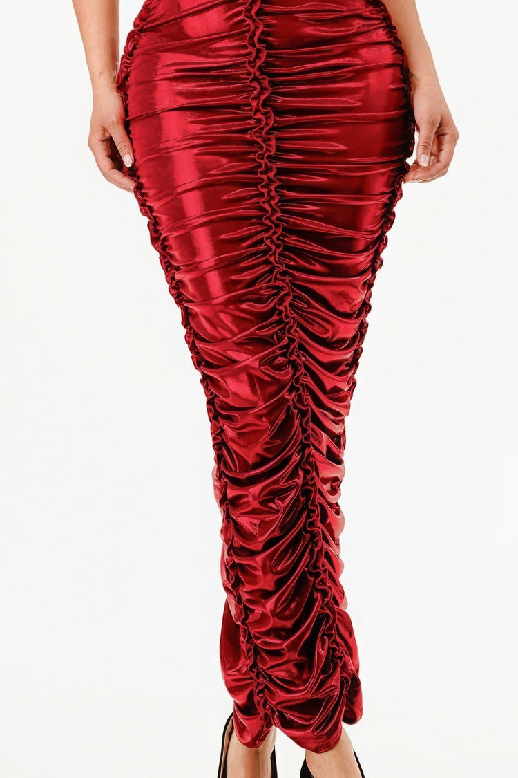 Vestido Halter Drapeado Metalizado com Flor 3D