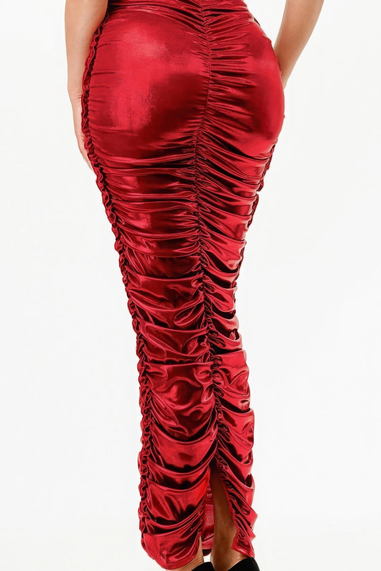 Vestido Halter Drapeado Metalizado com Flor 3D