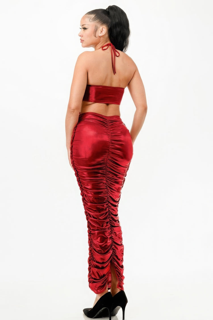 Vestido Halter Drapeado Metalizado com Flor 3D