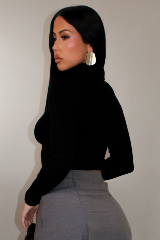 Cropped Turtle Neck Long Sleeve Top- Black