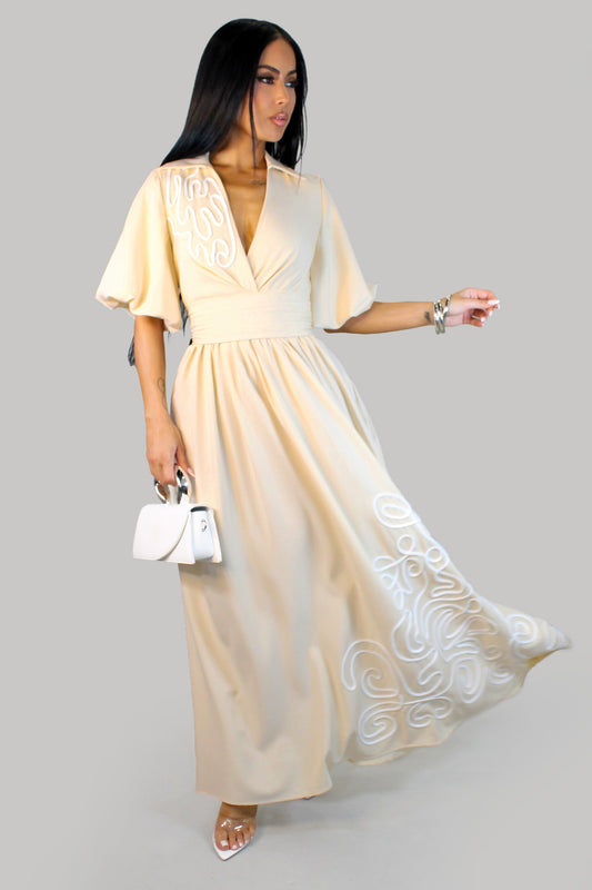 Just a Lil Swirl Maxi Dress- Cream