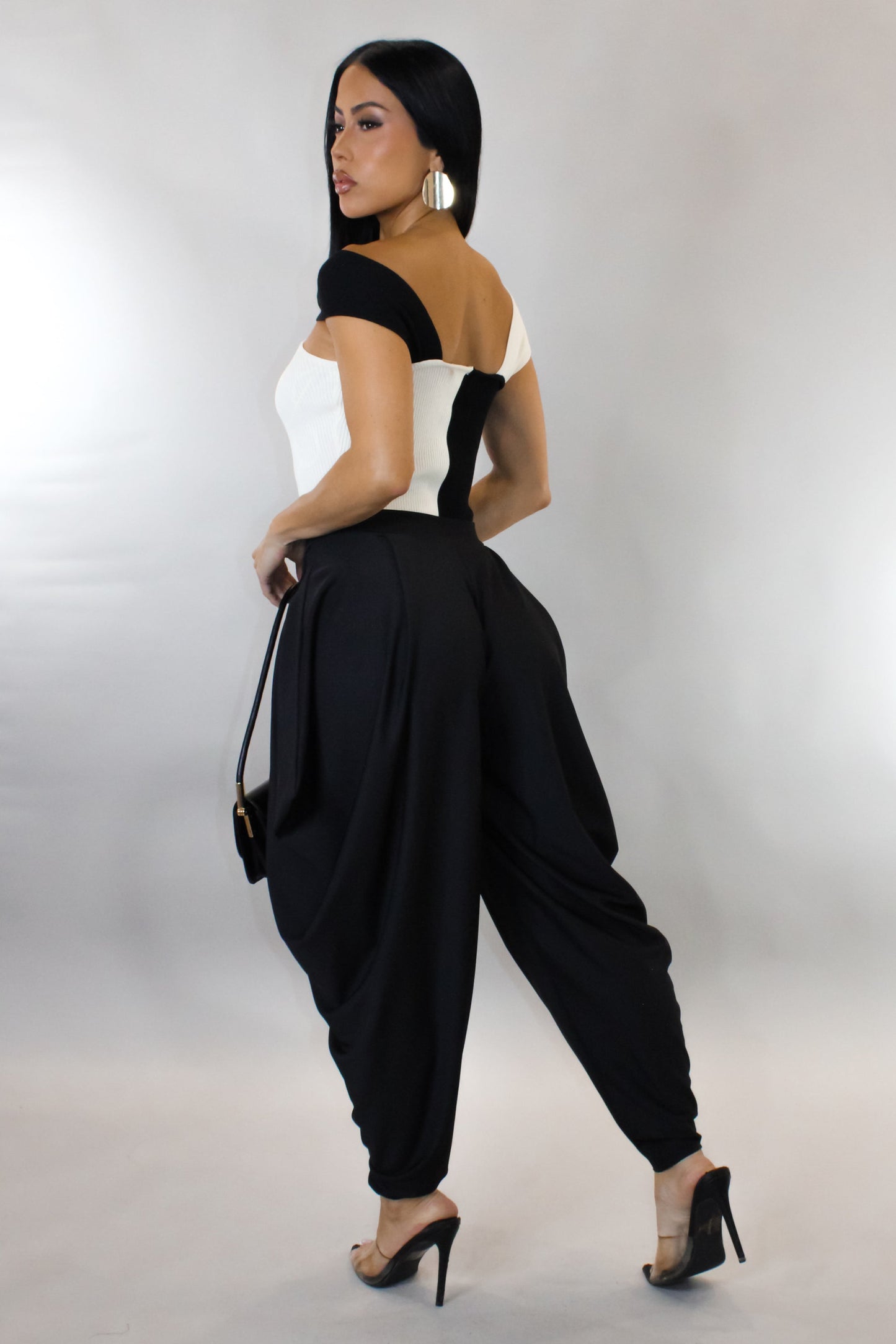 Crave More Haremish Pants- Black