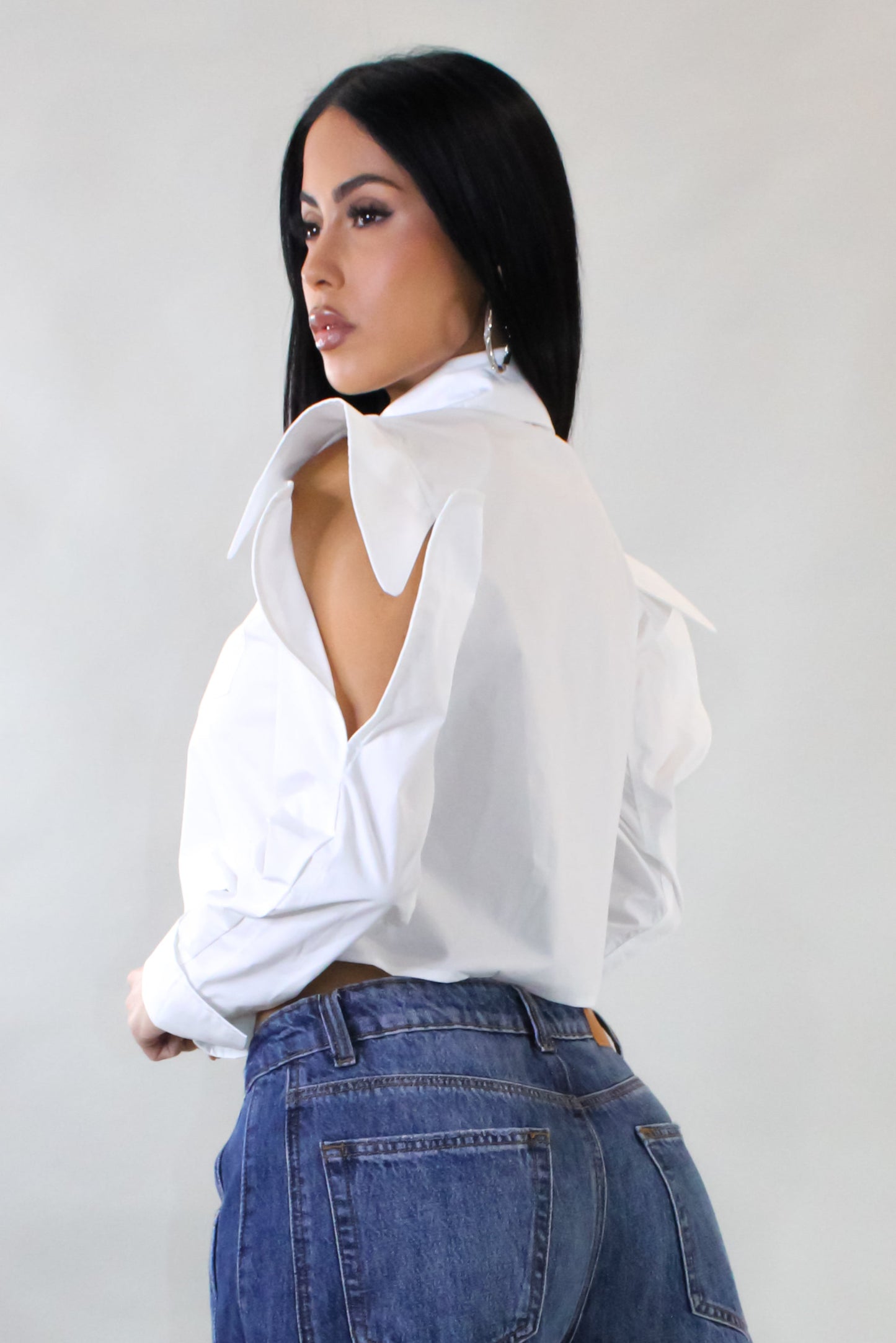 Fashion Cropped Blouse w/ Black Tie- White