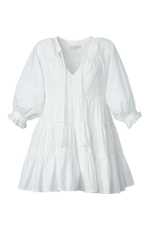 Vestido Branco Off-White com Tiers e Tassel