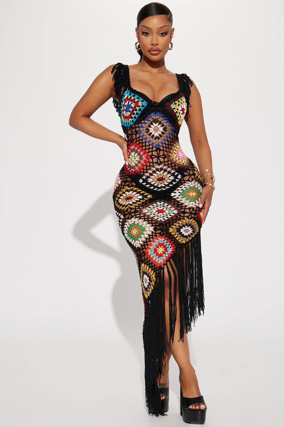 Vestido de Crochê com Franjas
