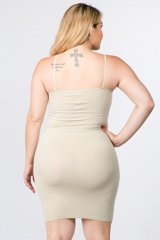 Blusa/Vestido Regata Longo Plus Size Liso Sem Costura (9 CORES)