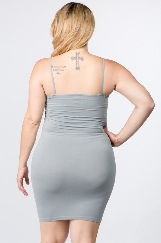 Blusa/Vestido Regata Longo Plus Size Liso Sem Costura (9 CORES)