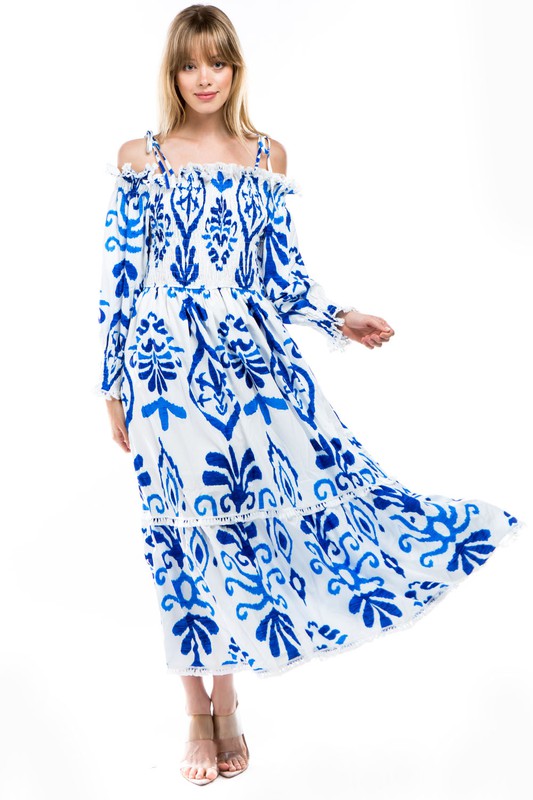 Vestido longo ombro a ombro azul e branco