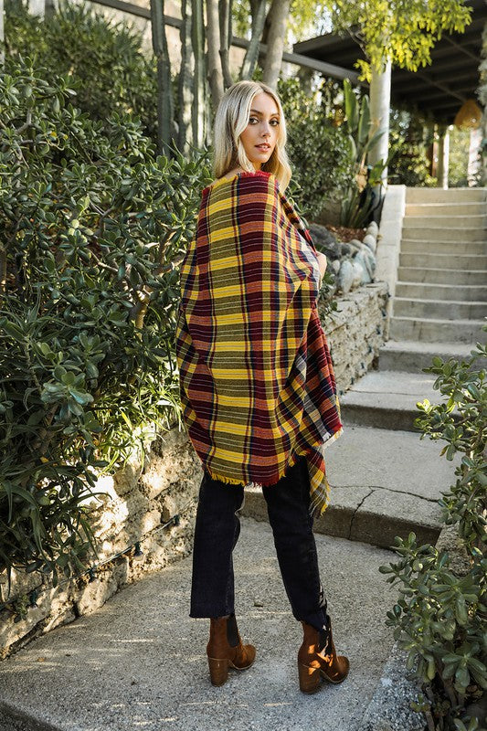 Manta Poncho Xadrez Tartan com Bolso e Barra Desfiada