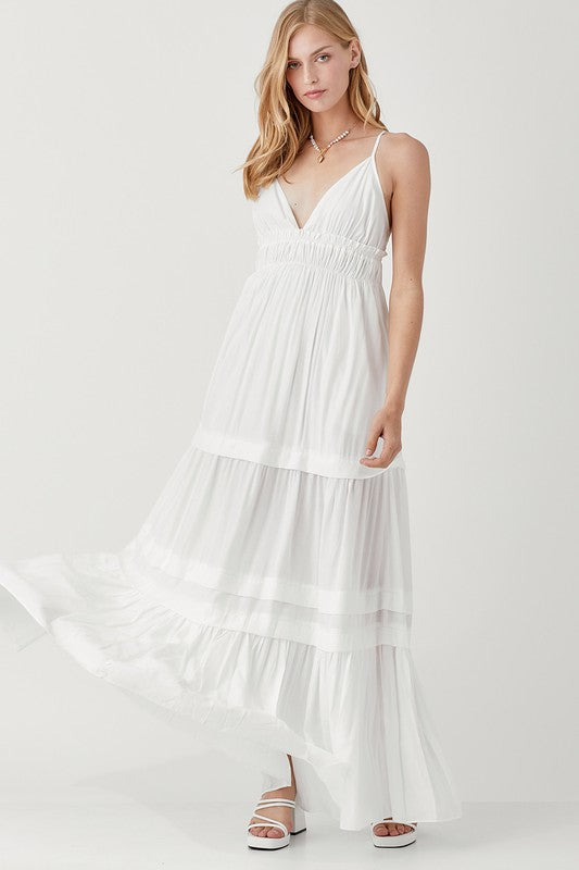 VESTIDO MAXI COM DETALHE FRANZIDO E DOBRADO COM BABADO SHIRRED