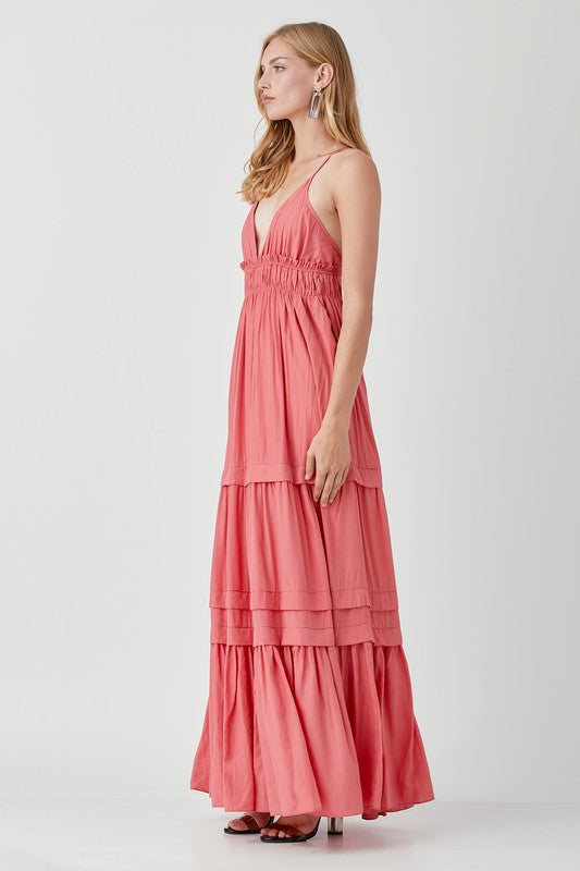 VESTIDO MAXI COM DETALHE FRANZIDO E DOBRADO COM BABADO SHIRRED
