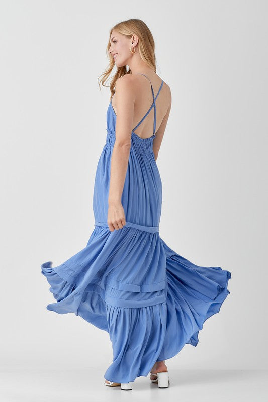 VESTIDO MAXI COM DETALHE FRANZIDO E DOBRADO COM BABADO SHIRRED