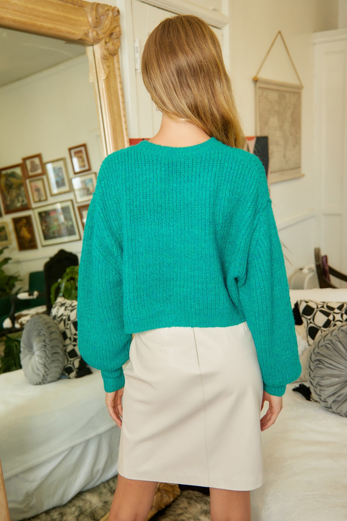 BLUSÃO CURTO DE TRICOT GOLA REDONDA