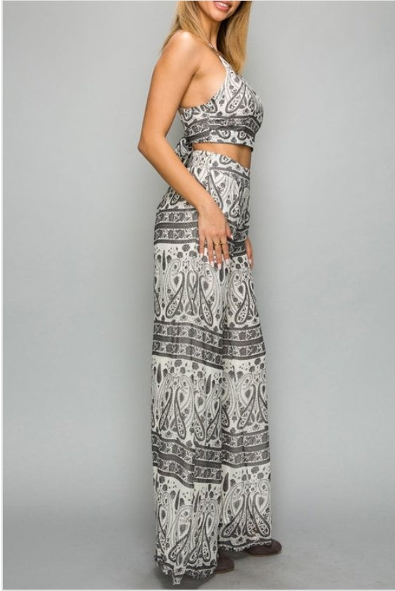 the "black & white paisley" wide pants set