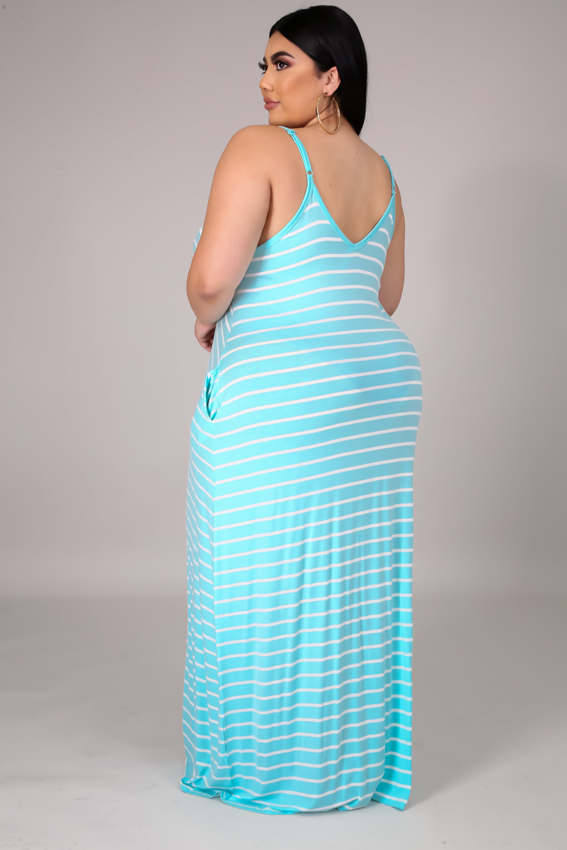 Vestido Maxi Listrado Solto e Confortável com Bolsos