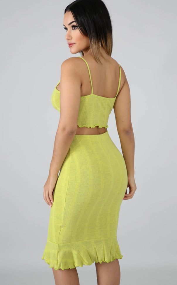 green knitted skirt & cropped top set