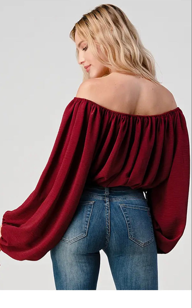 burgundy balloon sleeve half top