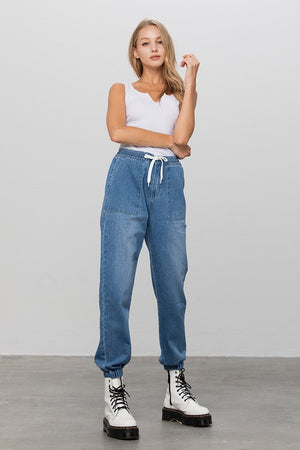 Descriptive image text