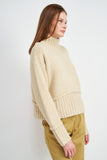 TURTLE NECK BODY SWEATER-2 COLORS