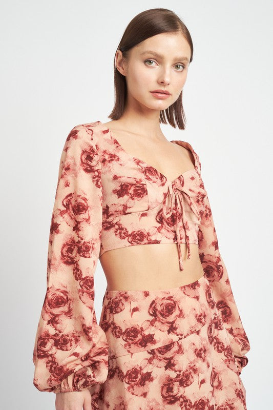 LONG SLEEVE SWEETHEART CROPPED ROSE TOP