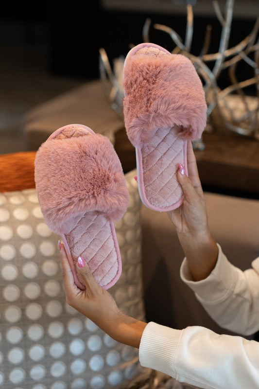 The Keira Solid Plush Slippers-4 Colors