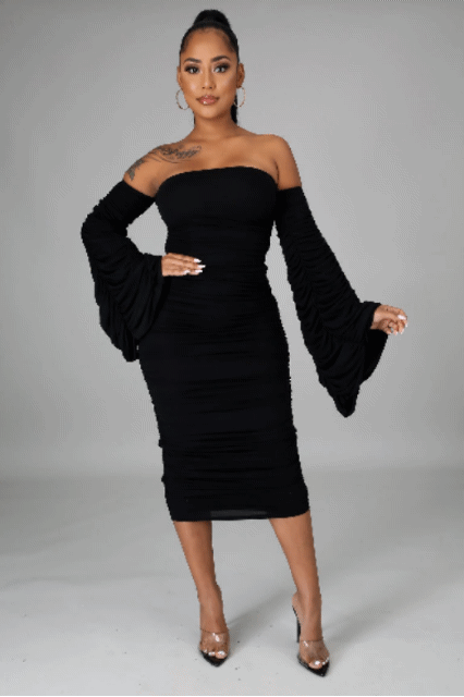 Long Sleeved Ruched Midi Black Dress