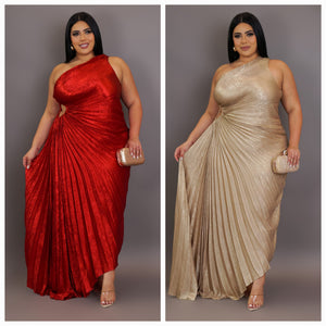 Plus Size Ringed & Pleated Maxi Dress