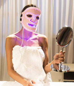 Aura LED Light Therapy Mask