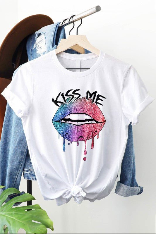 Kiss Me Lips, Valentines Day Graphic Tee0- 5 Colors