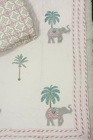 Descriptive image text