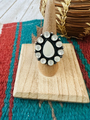 Descriptive image text