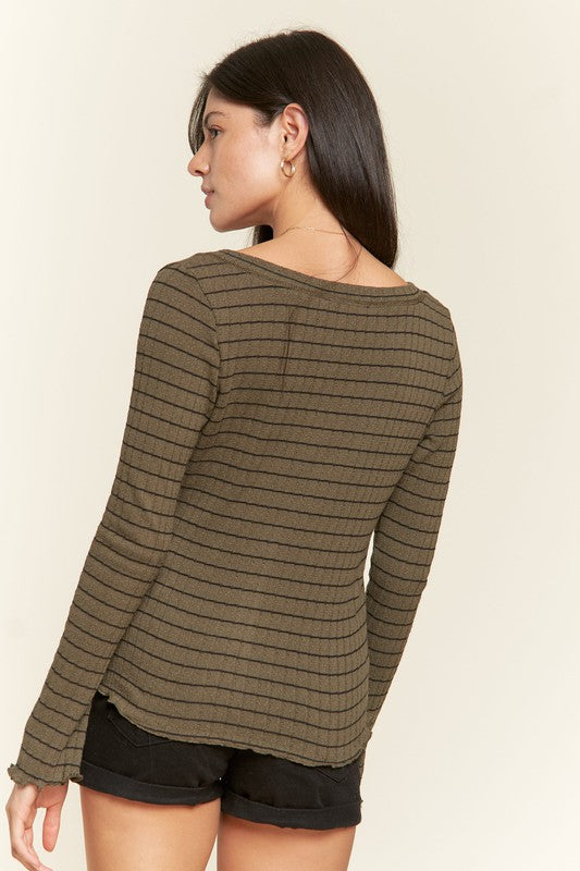 ROUND NECK STRIPE TOP-3 COLORS