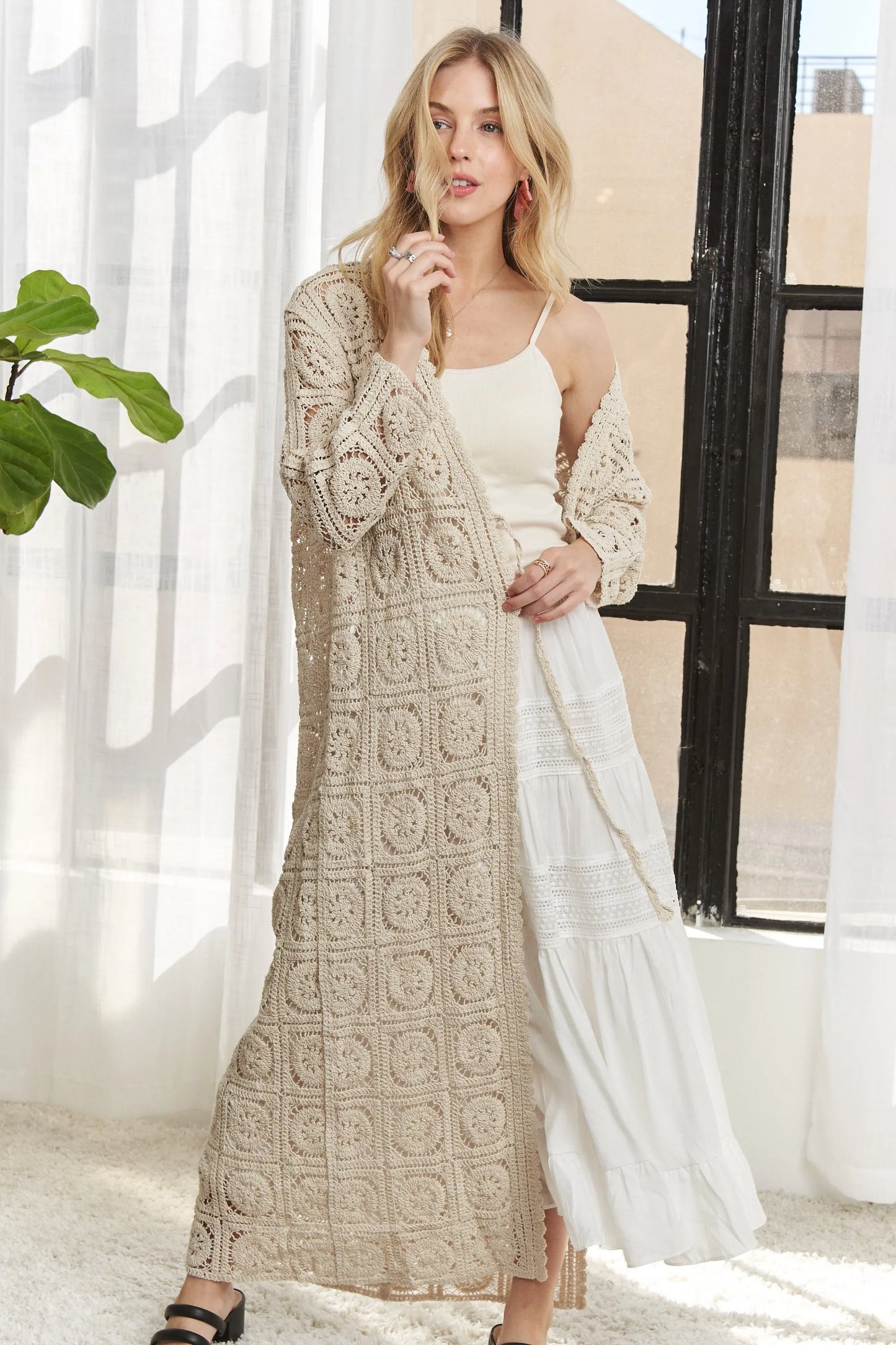 ADORA Long Sleeves Crochet Elastic Cardigan in Beige