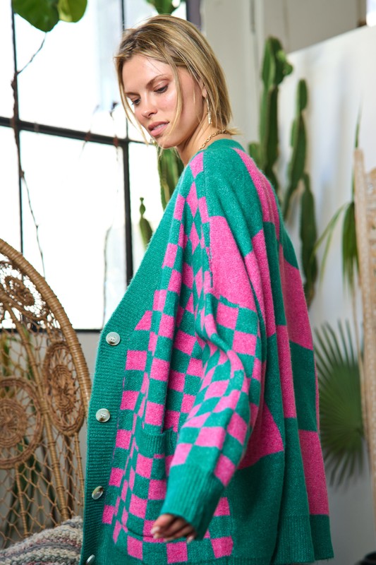 CHECKERED OVERSIZED SWEATER