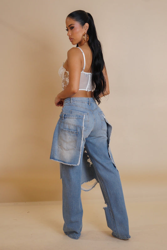 It's a Twist Denim Jeans- Light Wash