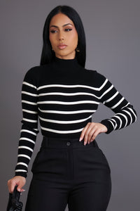 Black & White Striped Long Sleeve Top