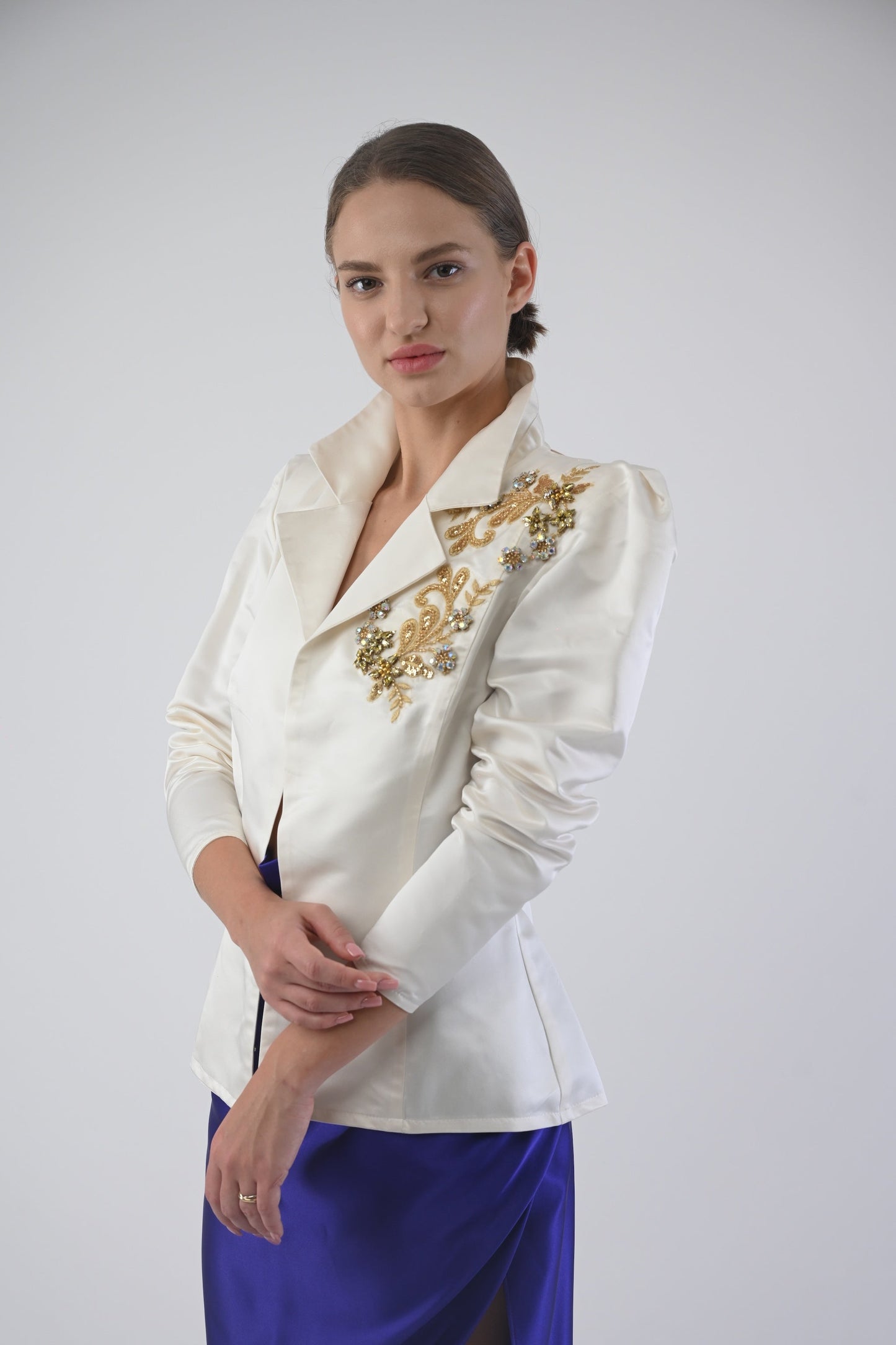 White Jacket with golden handcraft