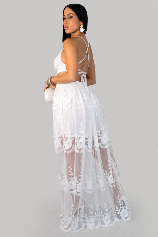 Garden Afternoon Embroidered Dress- White