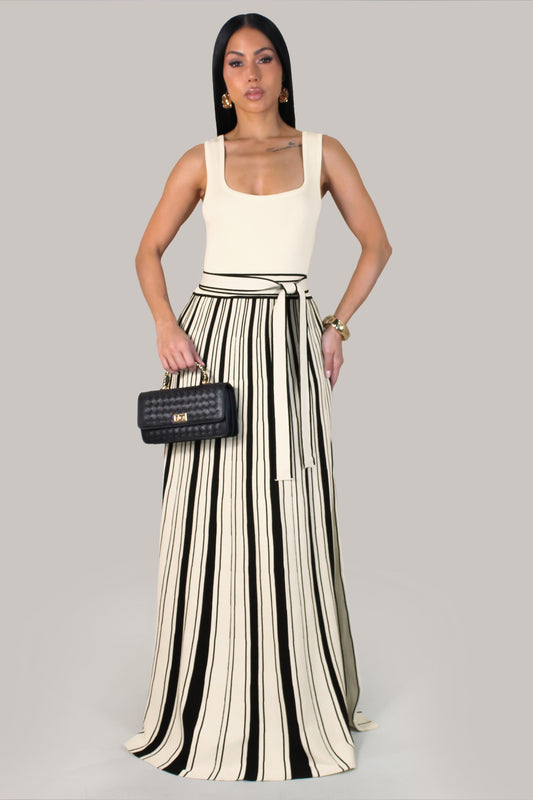 Bella Lines Maxi Dress- White