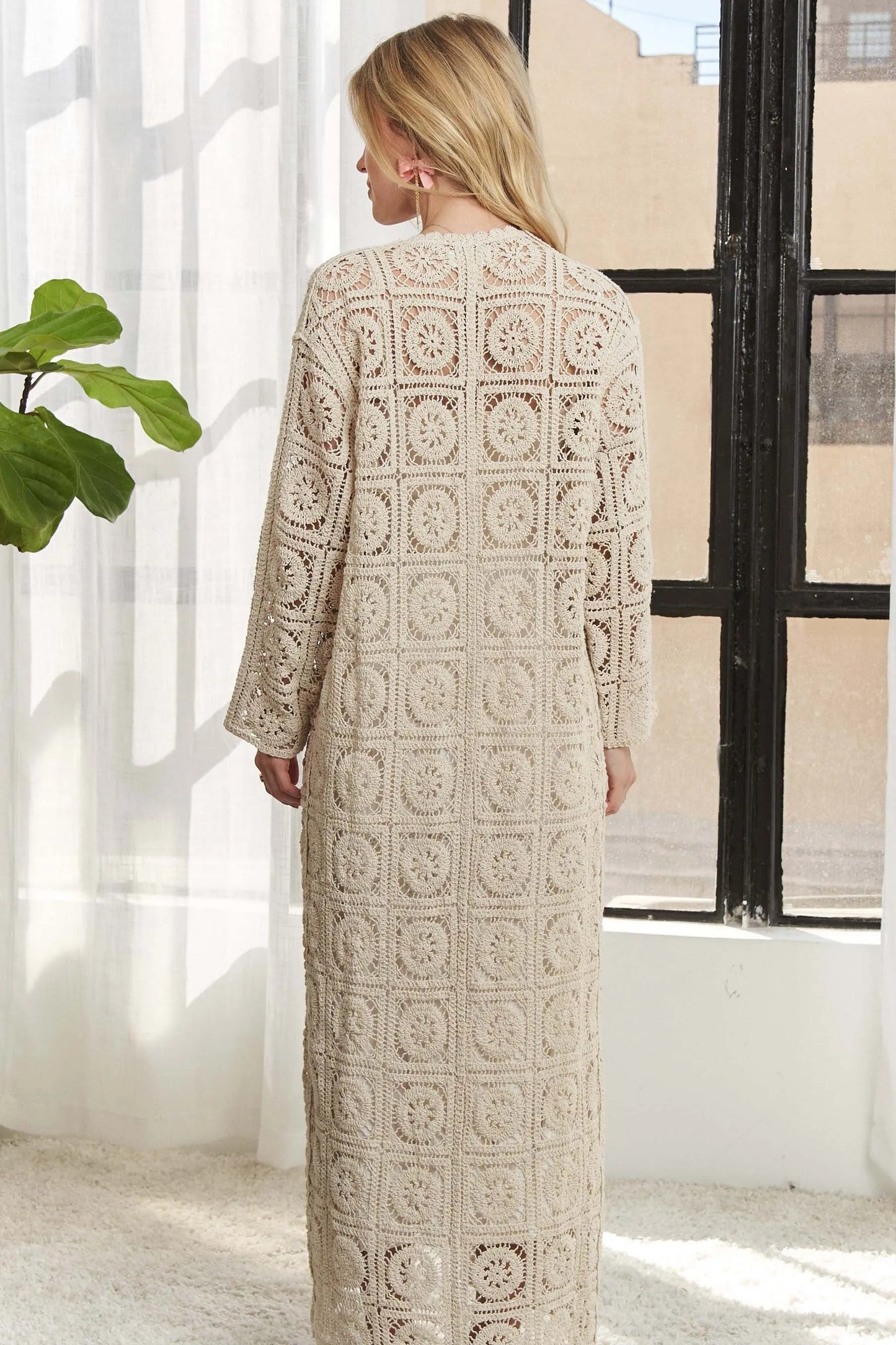 ADORA Long Sleeves Crochet Elastic Cardigan in Beige